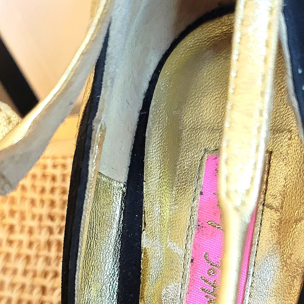 BETSEY JOHNSON Cross Strap SHORT HEEL Stiletto MARY JANE DANCE PUMPS 🩰BEAUTIFUL - Picture 8 of 16